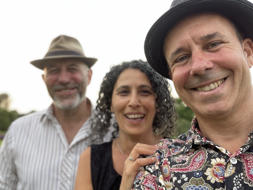 Mas Y Mas, Rikki Thomas-Martinez, Dalila Goumeziane, Keith Angel, Mas Y Mas